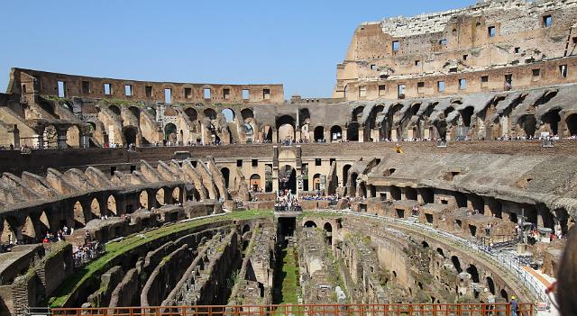 0342 Rome - Colosseo.JPG